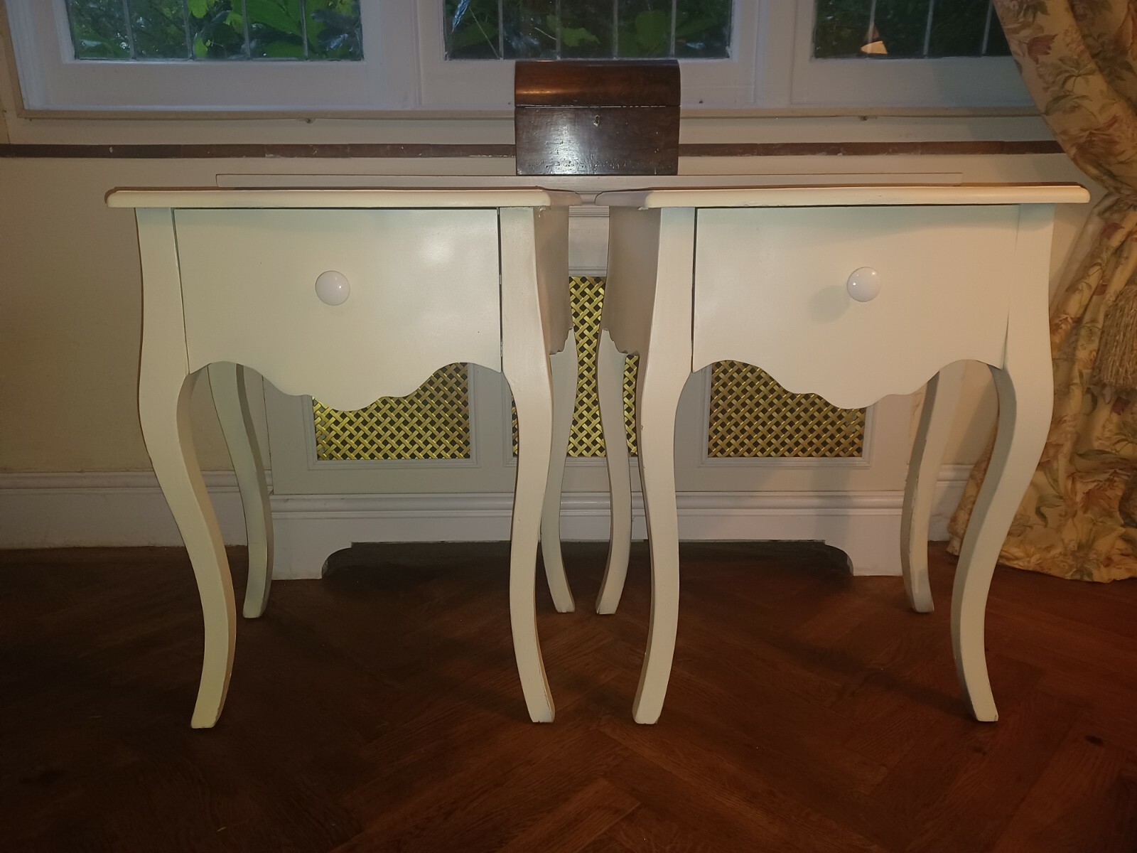Bedside cabinets pair