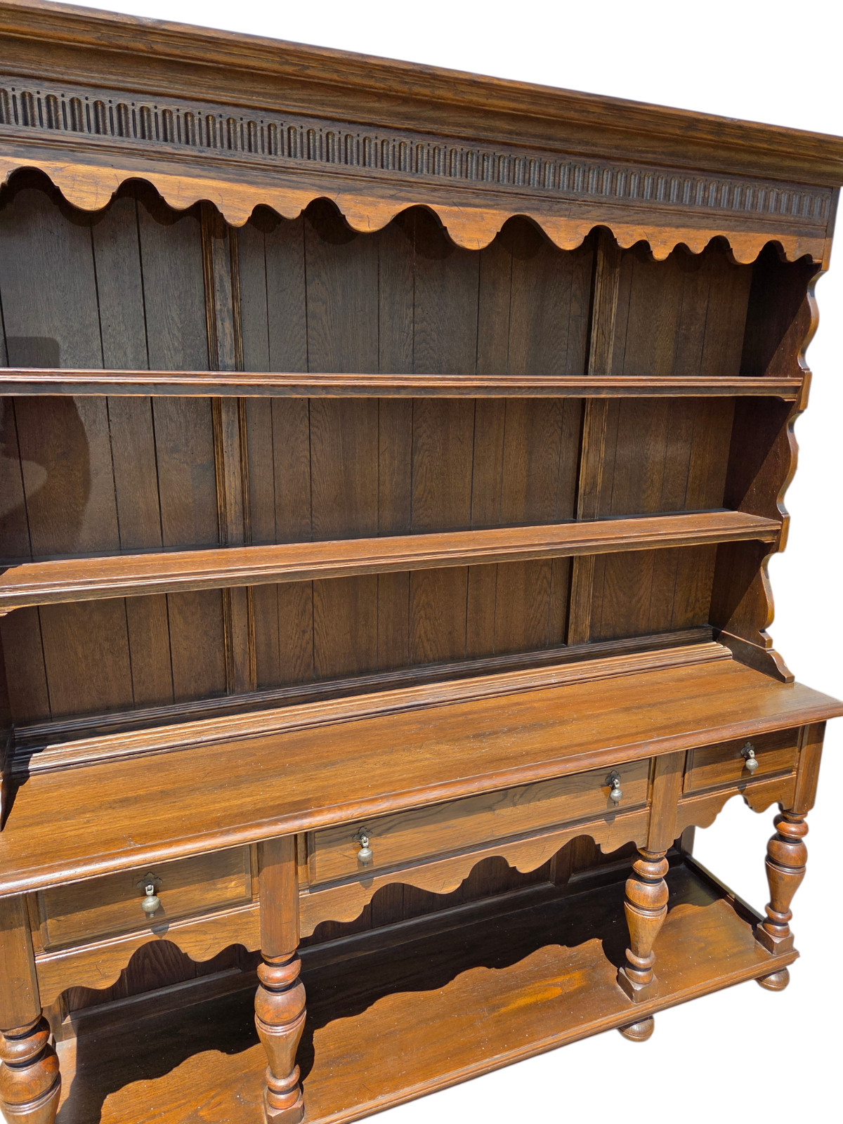 Ethan Allan Charter Oak Jacobean Hutch China Cabinet Display Breakfront Curio
