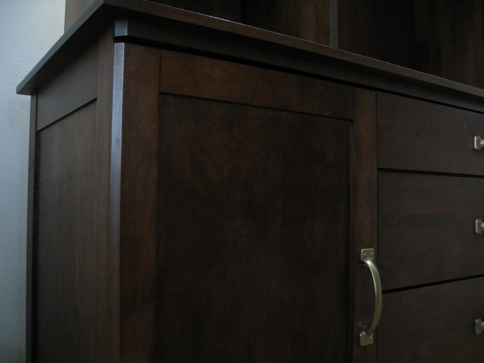 BARONET CLASSIC WALNUT STAIN SOLID MAPLE CREDENZA MADE IN CANADA