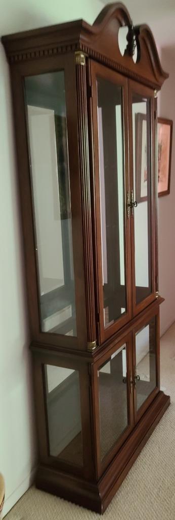 Fabulous Lighted Wood and Glass China Vitrine Cabinet – VGC – GORGEOUS FINISH