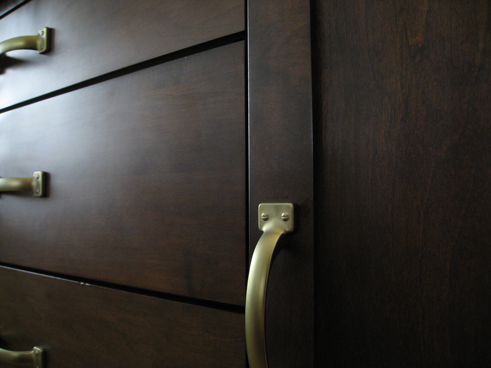 BARONET CLASSIC WALNUT STAIN SOLID MAPLE CREDENZA MADE IN CANADA