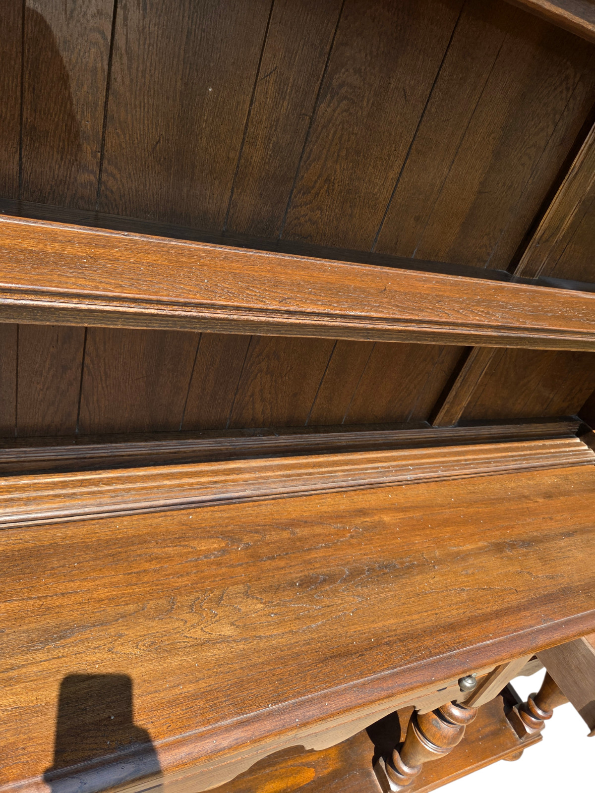 Ethan Allan Charter Oak Jacobean Hutch China Cabinet Display Breakfront Curio