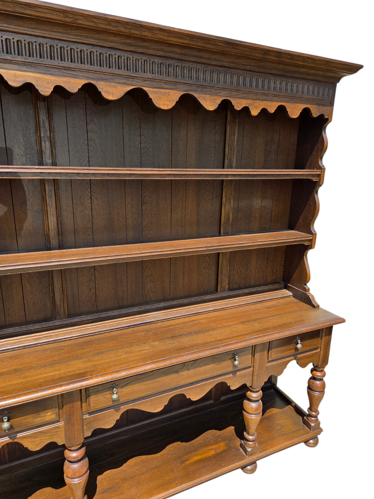 Ethan Allan Charter Oak Jacobean Hutch China Cabinet Display Breakfront Curio
